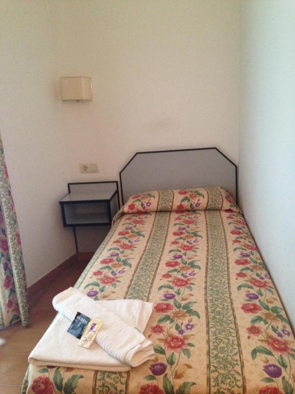 Riudarenes Motel La Entrada מראה חיצוני תמונה