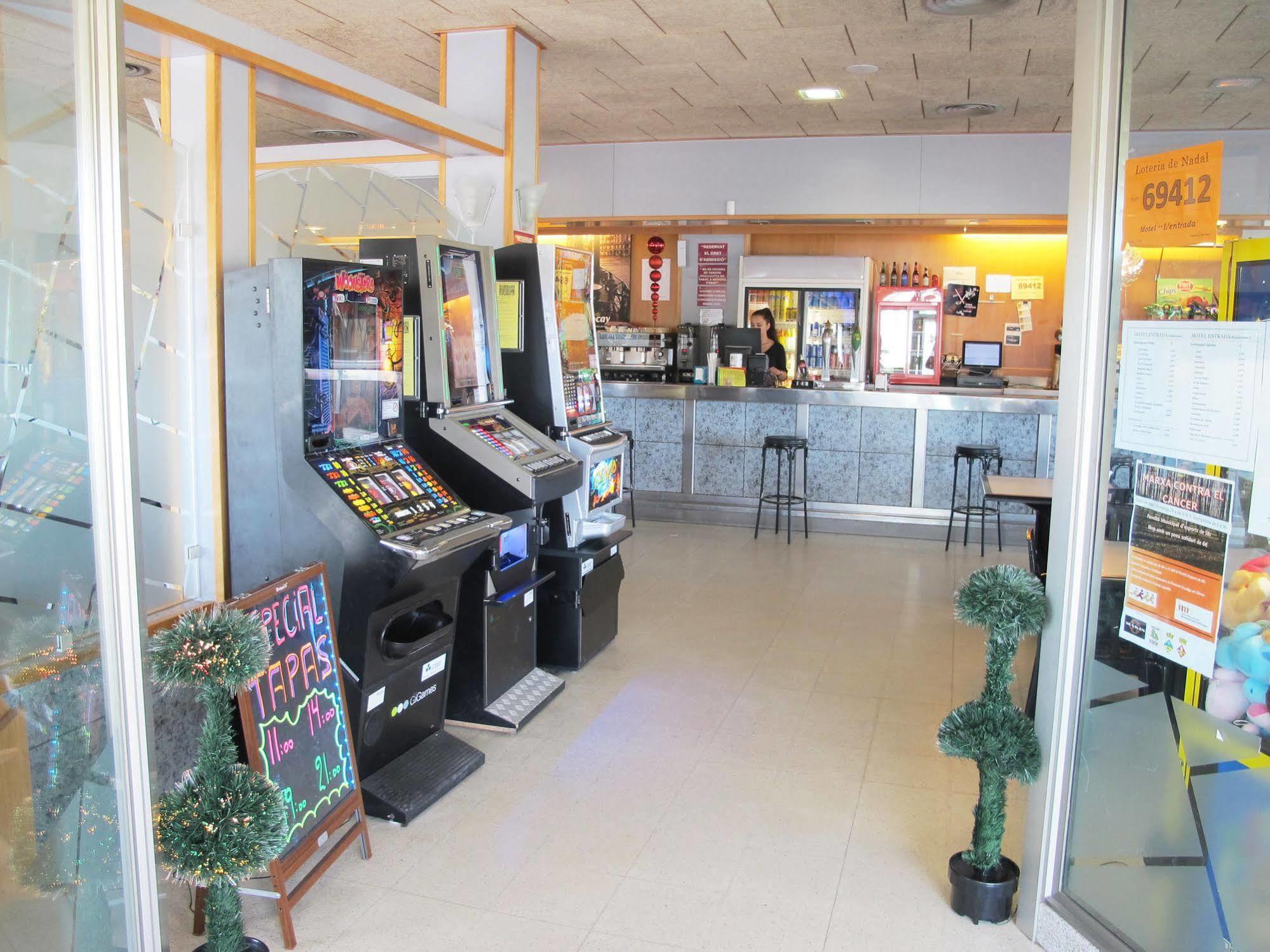 Riudarenes Motel La Entrada מראה חיצוני תמונה