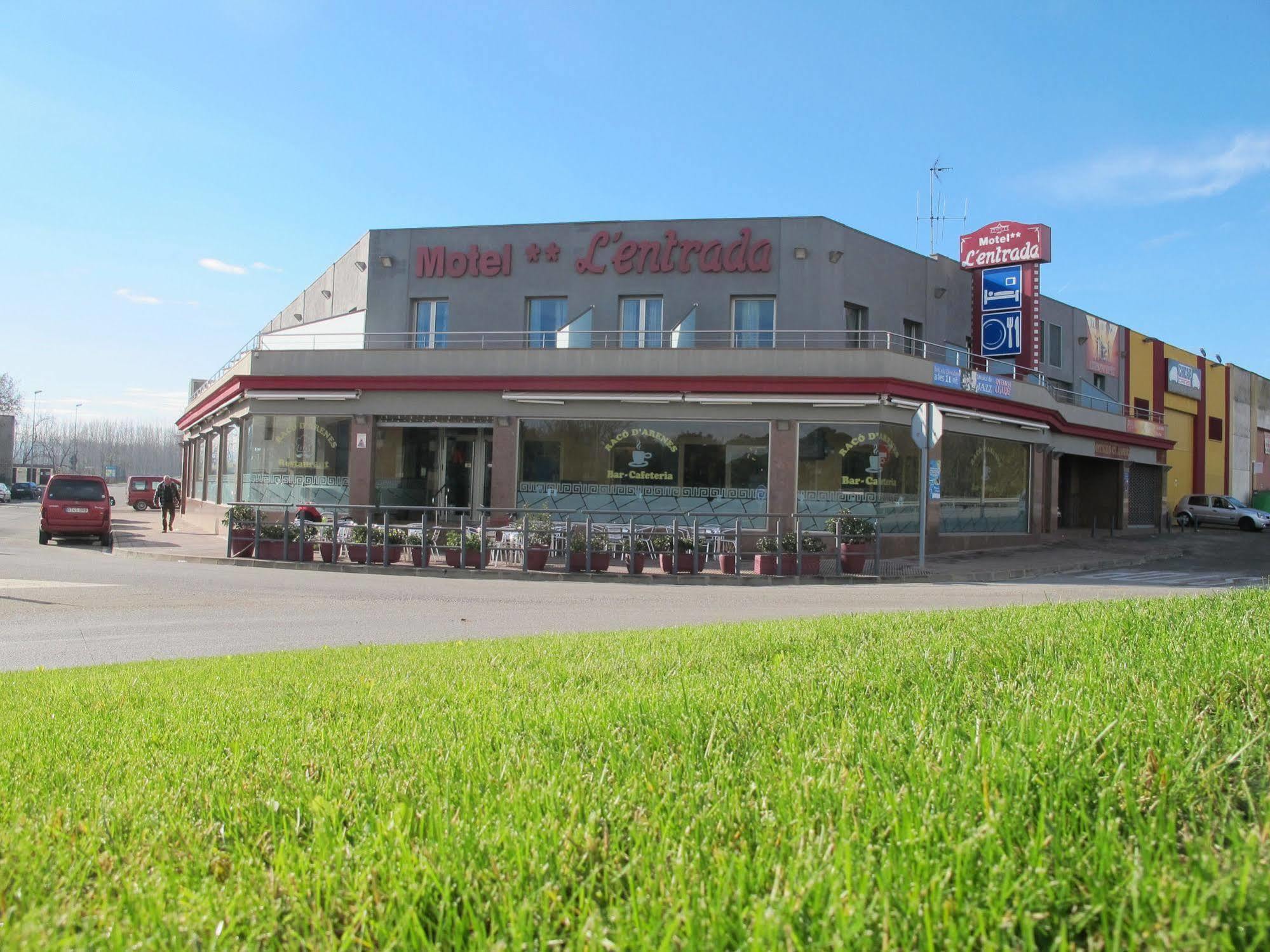 Riudarenes Motel La Entrada מראה חיצוני תמונה