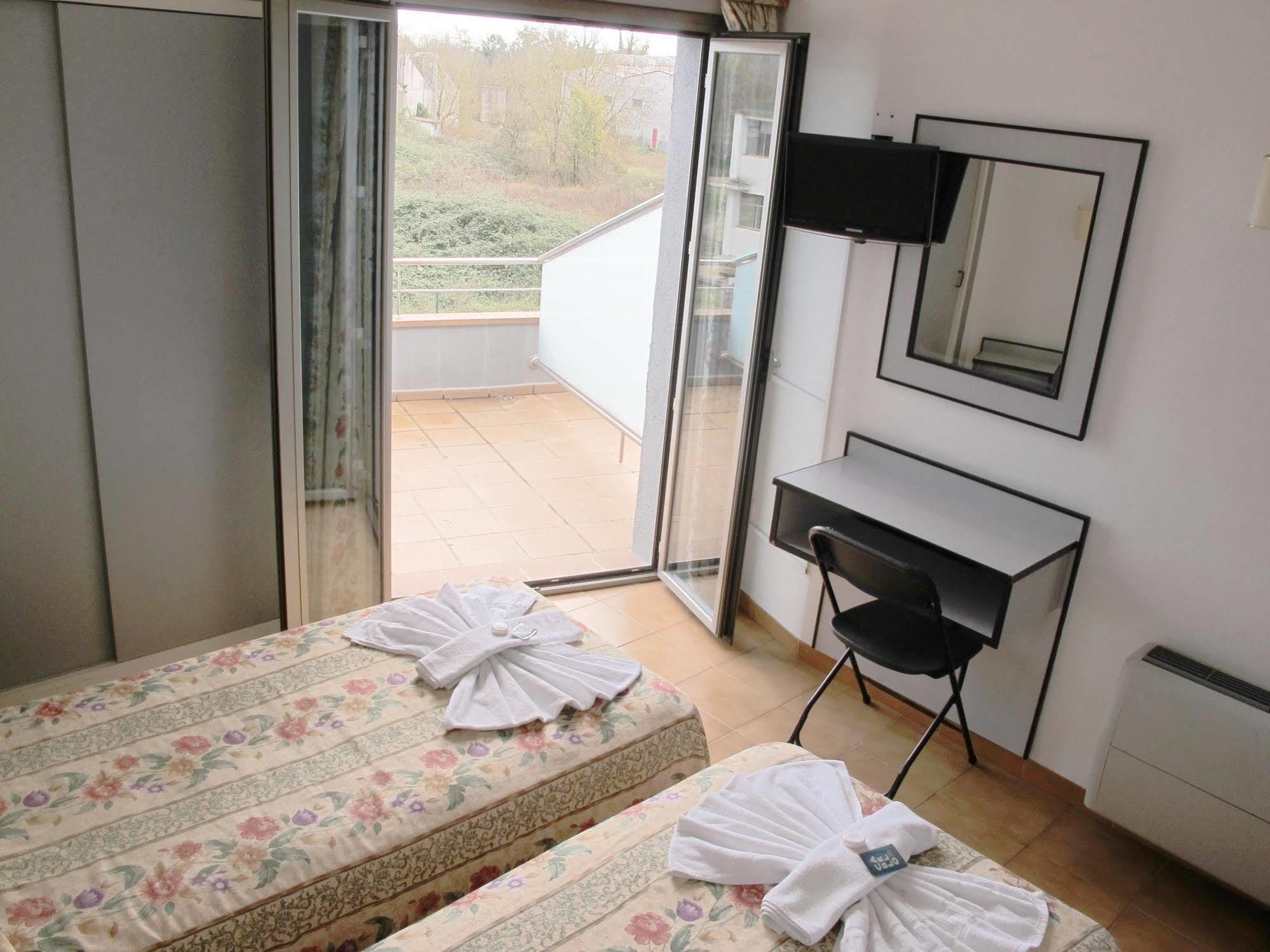 Riudarenes Motel La Entrada מראה חיצוני תמונה